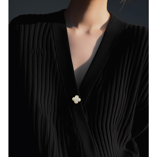 Quamer7do exquise mère shell mini petite broche pour le décolleté des femmes bouton anti-exposée du collier de collier de collier cardigan cardigan accessoires de fixation mère