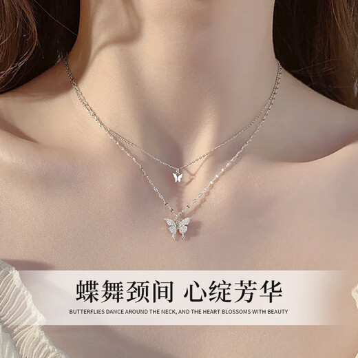 Old Fengxiang foot silver double butterfly necklace for women clavicle chain niche pendant birthday Chinese Valentine's Day gift to girlfriend and wife [classic brand gift box] * Hachikuang delivery/fast delivery