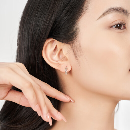 Ming brand jewelry platinum Pt950 platinum earrings for women who want to buy coins as gifts BFH0125 platinum earrings about 2.41 grams