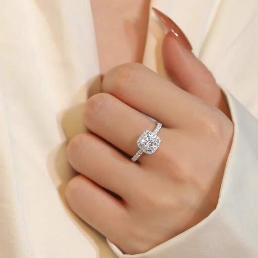 Pt950 platinum square package light luxury full of diamonds moissanite color ring 1 carat proposal wedding gift for girlfriend Square package full of diamonds 1 carat - light luxury model default open style (size can be adjusted)