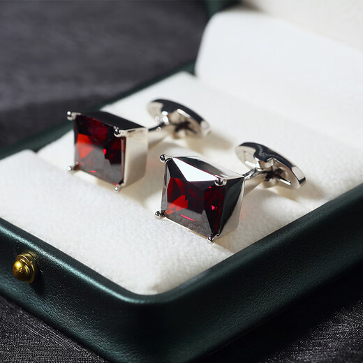 Nosskiss Herren leichte Luxus luxuriöser französischer Edelstein Rotkristall Manschettenknöpfe High-End Business Mode Manschettenknöpfe Ärmeln Nagel Geschenk Geburtstag Geschenk Juwel rot