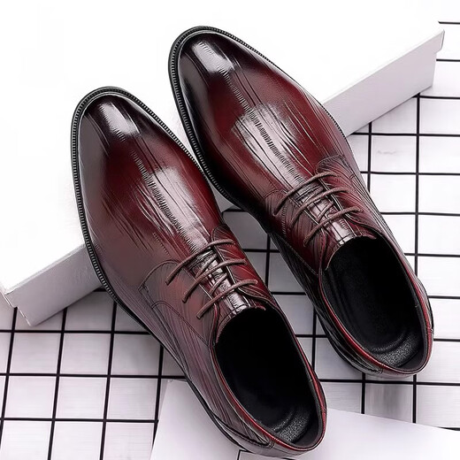 Yierkang Prince Fairs's Cuir Chaussures Chaussures de forum en cuir réelle pour les hommes Summer Summer Soufflement de style coréen British British Trendy Point Toe Groom Wedding Men's Chaussures 9888 Black 38 <Top Cowhide>