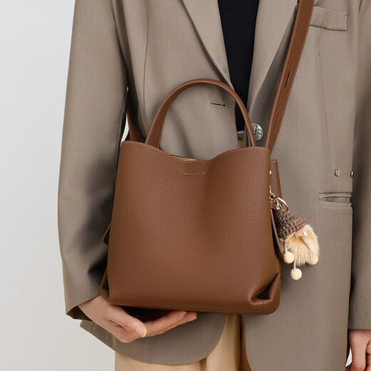 Ens internationale Luxusmarke 2025 Neues echtes Leder mit großer Kapazität Handtasche mit großer Kapazität Schübe Bag Crossbody Damenbeutel kalte Tee Farbe