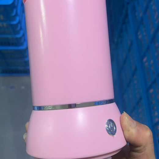 Pet foot washing cup, automatic foot washing device for dogs, electric dog paw cleaning, dog foot washing cup, white