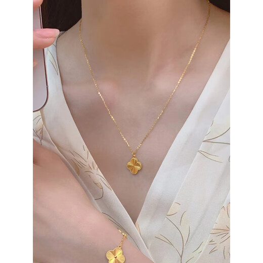 Phoenix Feili Four-leaf Clover Necklace Women's 2025 Light Luxury Niche 18K Gold-Filled Clavicle Chain Birthday Gift Set Four-Leaf Clover Necklace