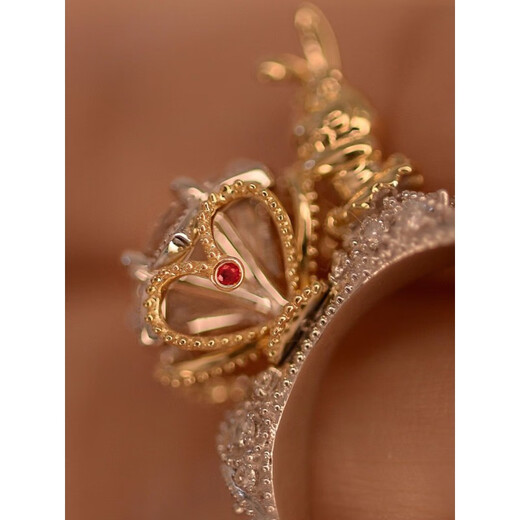 QUAMER rose rabbit inlaid moissanite ring refers to feminine and good-looking hand jewelry, niche and versatile couple Mo rose rabbit ring