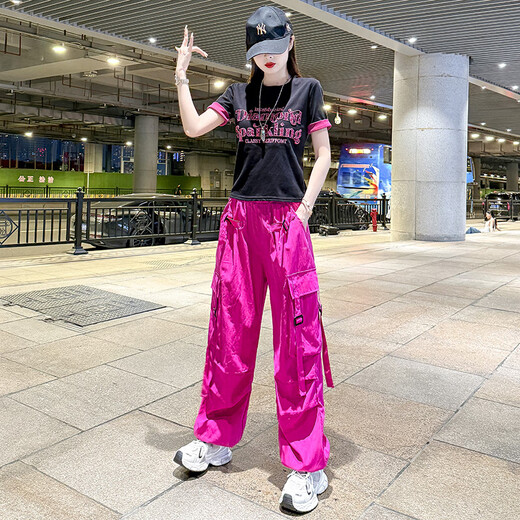 Livre et thé pantalon de travail à séchage rapide américain pour les femmes en été pantalon de sport de danse carrée mince 2025 Nouveau pantalon de danse de jazz de carton noir top 8833 + pantalon vert 6628 2xl