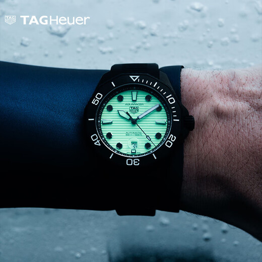泰格豪雅TAG Heuer瑞士手表竞潜系列Night Diver特别版夜光潜水腕表 WBP201D.FT6197
