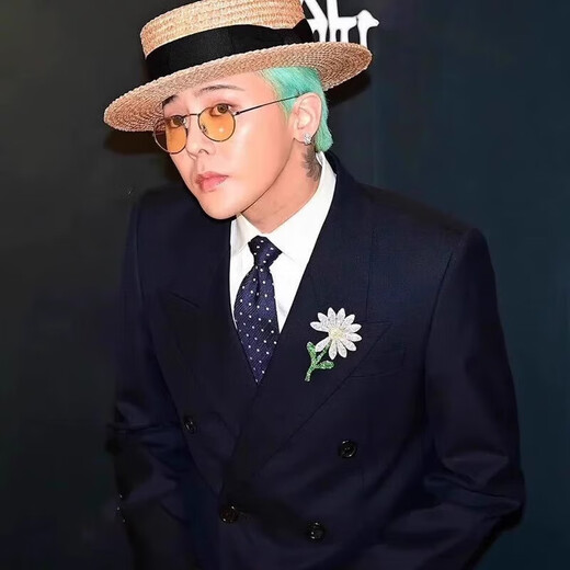 Quan Zhilong's same style small daisy sunflower brooch men's high-end fashion all-match pins clothes corsage accessories Daisy brooch