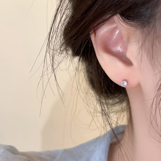 Six-piece set of zircon earrings for women, small, exquisite, high-end, light luxury and cold style earrings, 2024 new trendy style, silver simple small earrings, three pairs