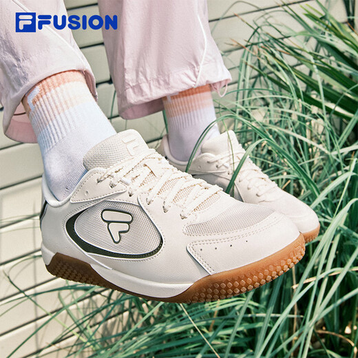 Fila Fusion Wing Shoes 2025 Летние тонкие подошвы, дышащие женские туфли, серебряные балетные туфли Tofu White/Night Olive Green-To 36