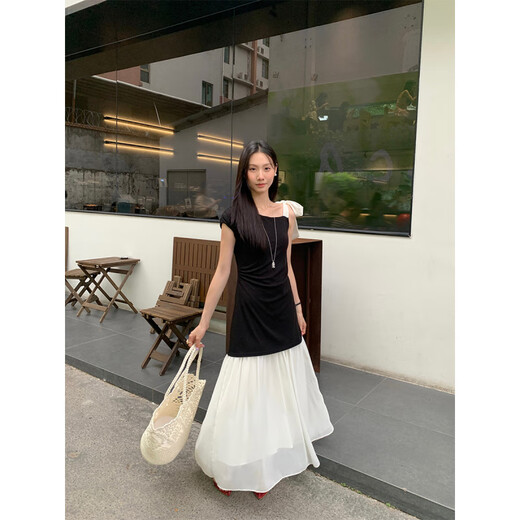 Innen und Außen 2025 Französisch Französisch Einfache One-Shoulder-Kragen-Bow geschnittene Chiffon-Kleid 13897 Schwarz Aprikose L.