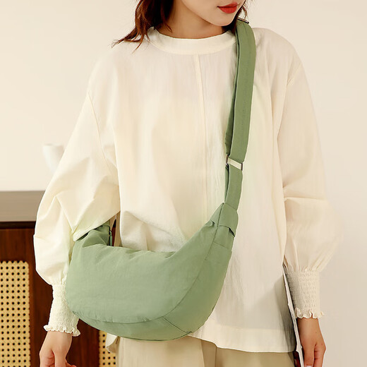 Nylon cloth Japanese large capacity shoulder bag dumpling bag lightweight casual versatile fashion trend simple crossbody bag for women khaki