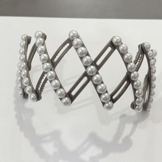 New type of pearl folding headband for women to wash their face and press their hair. Internet celebrity high skull broken hair artifact portable hair accessory. Pearl folding headband black 1 piece