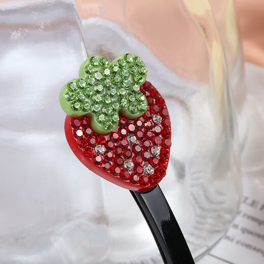 Internet celebrity whirlwind girl strawberry hairpin one-word hairpin hairpin jewelry Qi Baicao same hairpin acetic acid cute hairpin exquisite style
