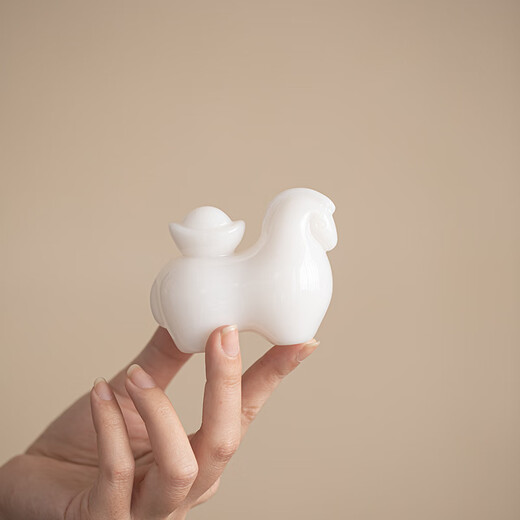 SUSHI CERAMICS ice jade porcelain, immediately rich tea pet ornaments, tea tray, tea table, creative ornaments, gift box, high-end souvenirs