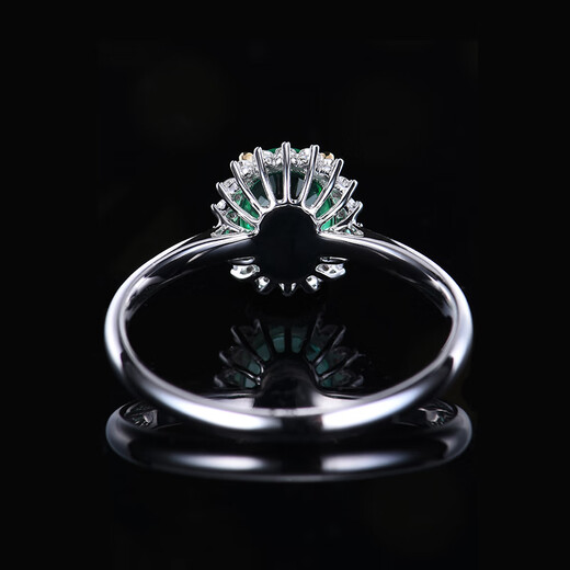 HEEKAIYI emerald gemstone ring for women 18K gold diamond ring Chinese Valentine's Day birthday gift for wife and girlfriend Selected emerald gemstone ring 92 points 18K gold diamond inlaid