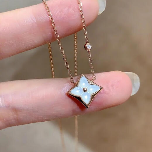 Yuansi L's 24 new style 18k rose gold four-leaf clover white mother-of-pearl necklace light luxury AU750 presbyopia diamond-encrusted women's necklace white mother-of-pearl rose gold necklace