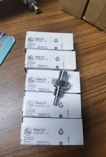 LISM IFM  PI1098  带显示屏的齐平式压力传感器 PI1098   25天 德国-二年质保假一罚十