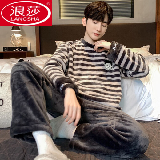 Langsha Coral Velvet Pajamas para hombres Autumn and Winter Style, además de terciopelo engrosado, set cálido de franela de franela de otoño ropa para el hogar K3887 L