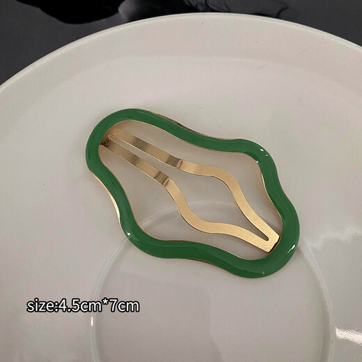 Manfuyu cloud hair clip high-end hollow broken hair bb clip forehead bangs female side clip hairpin hair clip for the back of children's head cloud side clip random 2 pieces