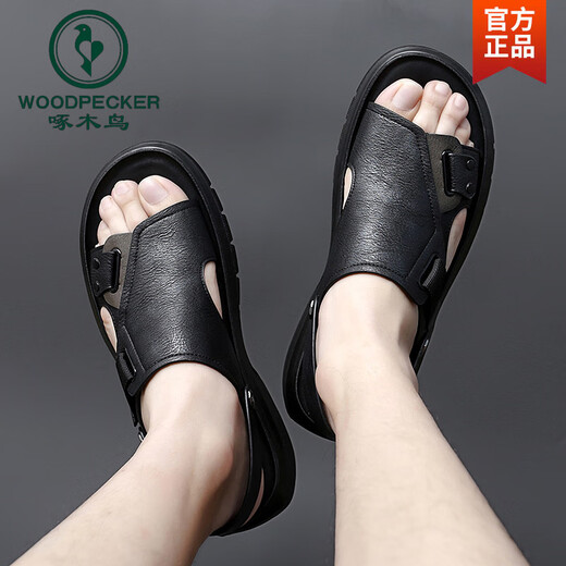 Sandalias de pájaros carpinteros para hombres 2025 Nuevo cuero genuino en la playa gruesa Summer Summer Wear's Daddy's No Slip Wear Sandalias de doble propósito resistentes a Daddy AM9923 Negro 38