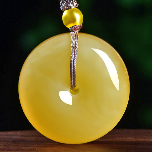 A Thousand Years Jade Chicken Oil Yellow Beeswax Peace Buckle Pendant Chinese Style Sweater Chain Meaning Peace and Perfection One-foot Gold Top Bead QZH3333i 6.57g