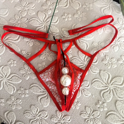 Perverted thong inserted into the anus, men's thong with hollow pouch, big beads, sexy underwear, lace temptation, low waist, black plus 4 cm