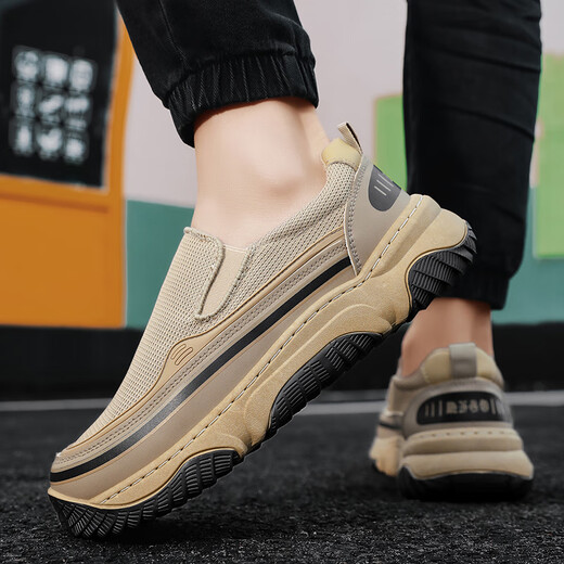 Zapatos para hombres de carpintero Summer 2025 Nuevos productos de ropa de trabajo transpirable zapatos para hombres Trabajo de protección laborista Zapatos de hombres de un pie Men Khaki 42