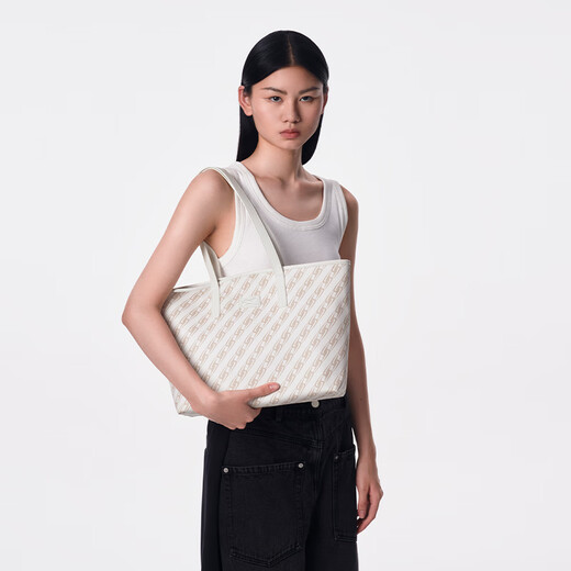 Omto Milk Tea Brown Tote Sac pour les femmes au printemps et en été nouveau sac de grande capacité pour les étudiants de collège en classe Sac de texture de texture de texture de lait de thé au lait moyen [peut être placé sur un ordinateur de 14 pouces]