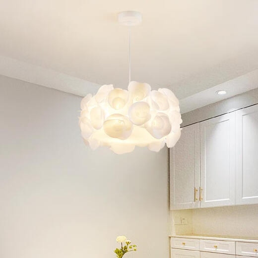 Clcey Italian Designer Chambre Chandeliers Modern Simple Petal Petal Master Bedroom Lampe Crème Vent Roantic Girl Room Room JD9277-53 Plafond Light Blanc 24W Lumière à trois couleurs