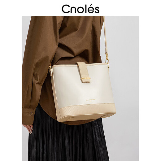 Kouyi Exquisite Eimer-Tasche für Frauen 2025 Neue vielseitige One-Shoulder-Crossbody-Tasche für Frauen Einfache Frühlings- und Sommertasche für Frauen Nussfarbe
