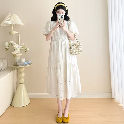 Ran Qiqi pregnant women's dress light luxury high-end 2025 new summer French cotton hollow short-sleeved loose large-size skirt milk apricot color L