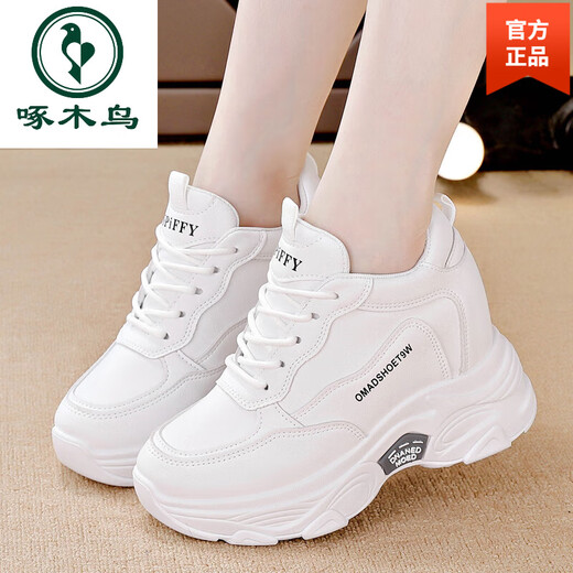 Holzspecker Marke Echtes Leder innenhöhenhöhe Daddy Schuhe für Frauen 2025 Frühling Neue weiße Schuhe Dicke alleinige vielseitige Leder-Freizeitschuhe für Frauen 826 Weiß 37
