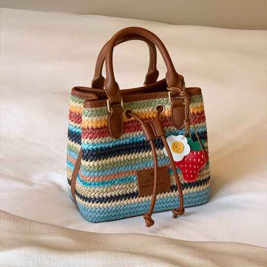 Nanfeng Chio2nd Rainbow Candy Candy Bucket Bag Сумка женская сумка 2025 Новая плетена