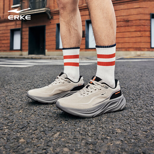 
Hongxing Erke Yunbu running shoes men's summer new mesh breathable sports shoes lightweight shock-absorbing running shoes soft sole shoes men's shoes Plumstone gray/black 42