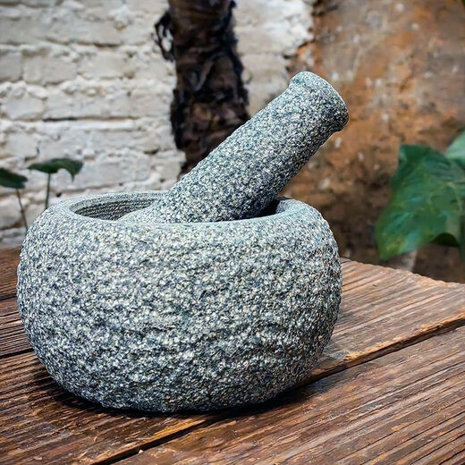 Meikejie natural stone garlic pounder stone mortar household handmade old-fashioned stone mortar grinder tea art ornaments garlic pound medicine jar retro lychee noodles outer diameter 16CM with hammer