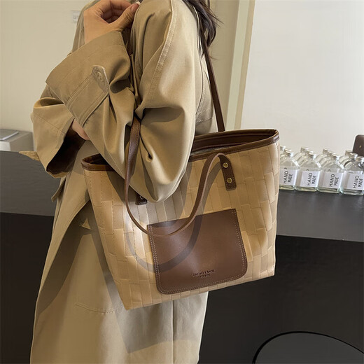 Retro exquisite Arbeit Pendlertasche für Damen 2025 Neue grenzüberschreitende Mode große Kapazität Student One-Shoulder 6627 Beige-White gepaart mit Khaki