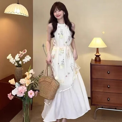 
Niche design halter neck dress for women 2025 new spring and summer three-dimensional floral skirt loose slim long skirt 9898# off white one size