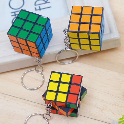3cm mini llavero creativo pequeño colgante de 3 precios del llavero de cubo de mini rubik mini rubik - aleatorio - 1