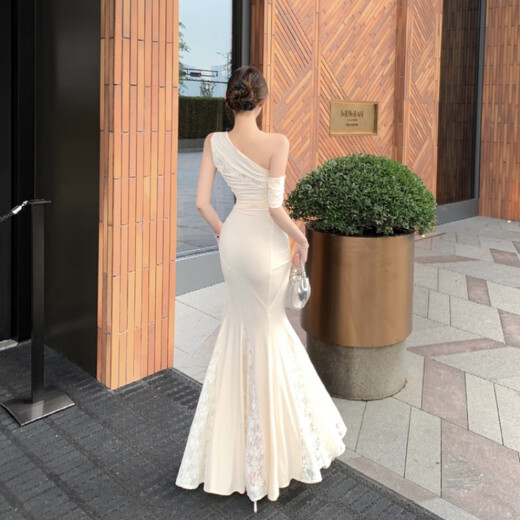 YIOU adult dress evening dress hot girl oblique shoulder lace splicing slim smocked hip-hugging fishtail dress long floor-length apricot M