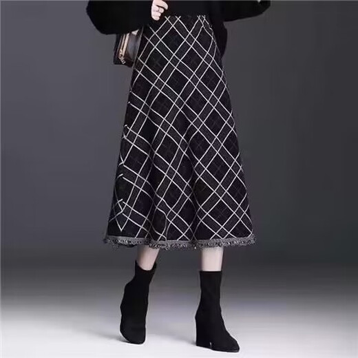 Pierre Cardin tassel raw edge autumn and winter thickened retro plaid skirt A-line high waist slimming large hem mid-length casual skirt coffee color L recommended 110-120Jin Jin equals 0.5 kg