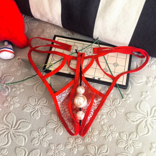 Perverted thong inserted into the anus, men's thong with hollow pouch, big beads, sexy underwear, lace temptation, low waist, black plus 4 cm