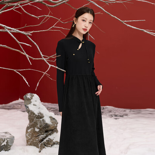 Three-color large size women's clothing 2025 winter new national style cheongsam dress needle shuttle stitching long skirt fat MM classic black L 165/92B