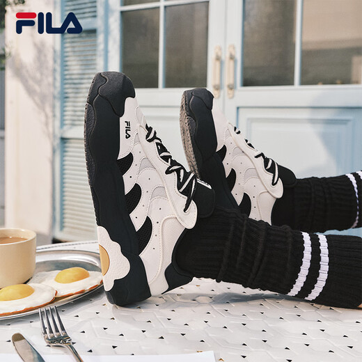 Zapatos de mujer Fila Fila Fila, zapatos de huevo de Yang Mi, zapatos deportivos, 2025 Autumn Nuevos zapatos blancos casuales y versátiles, leche blanca/negra 37.5