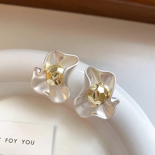 YKINCASL Old Phoenix Sterling Silver 9999 Earrings Light Luxurious Temperament Matte Petal Earrings Women's Earrings 2025 New Style Sterling Silver Earrings A Pair of Lao Fengxiang Same Style