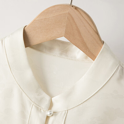 Late White New Chinese Style Satin Jacquard Shirt Women's 2025 Autumn New Design Commuting Versatile Shoulder Shirt Top Apricot XL