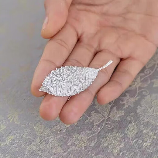 999 pure silver silver leaf jewelry accessories tea pet sterling silver leaf tea making artifact edible grade sterilization 999 pure silver like a fish to get mercury leaf