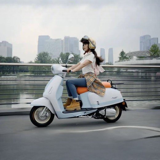 Breaking the Boundary Kara 2025 125 Pedal Fuel Motorcycle New Retro Transportation Free Purchase Tax Blue and White