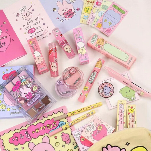 Korean cute pink small mirror hand-held mirror Bingtang series portable mirror peripera hand-held mirror is not a flat mirror and is a bit magnified